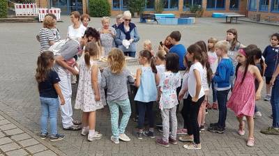 FU besuchte die Kinder bei der Stadtranderholung - Fotos von Dagmar - 